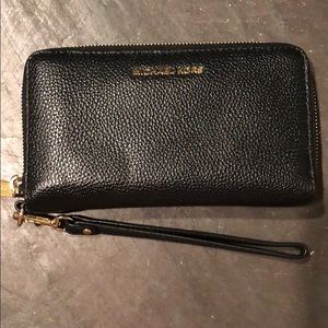 Black Michael Kors wallet